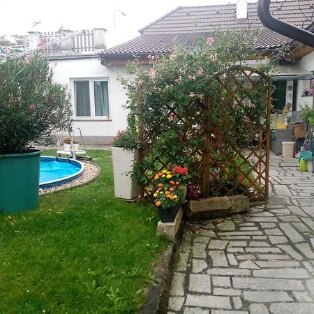 Studio Jindřichův Hradec Buitenkant foto
